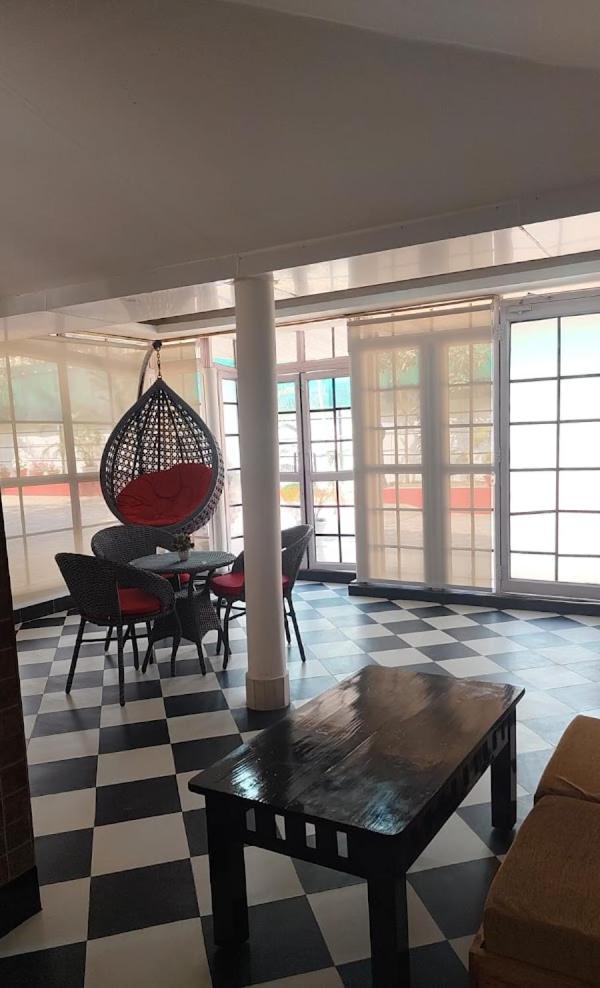 Hotel Urban Cottage Guwahati Eksteriør billede